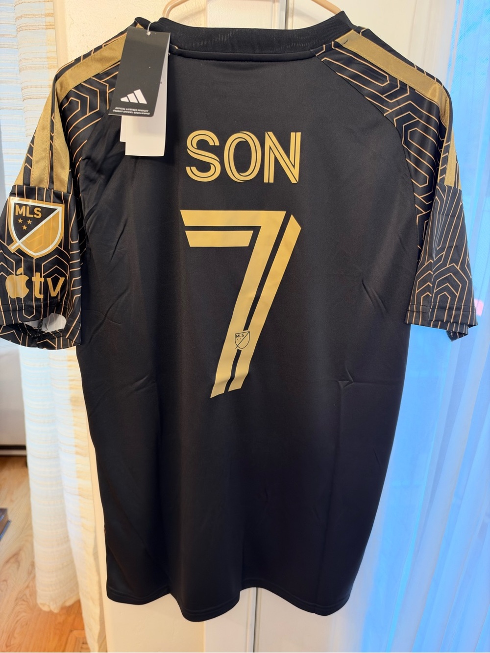 adidas Men’s Black & Gold SON #7 Home Soccer Jersey Fits Large